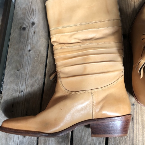 Gorgeous Vintage 9 West Leather Boots - Picture 5 of 7